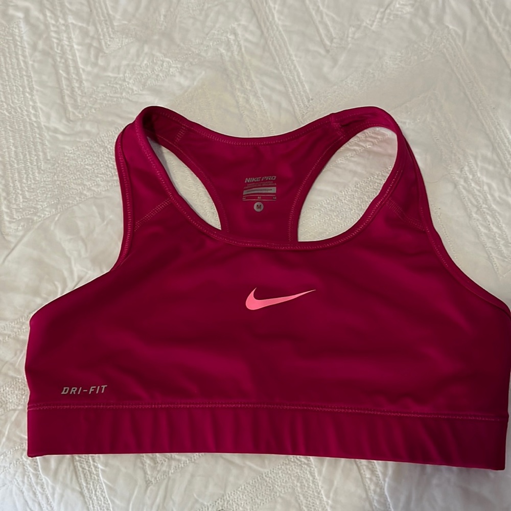 SPORTS BRA